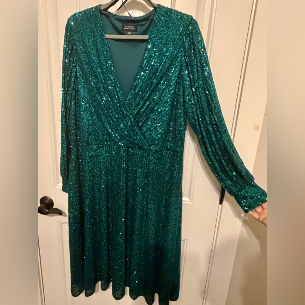 Tahari Emerald Green Sequin Dress